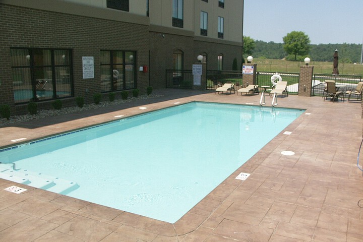 Pool 17 of 53