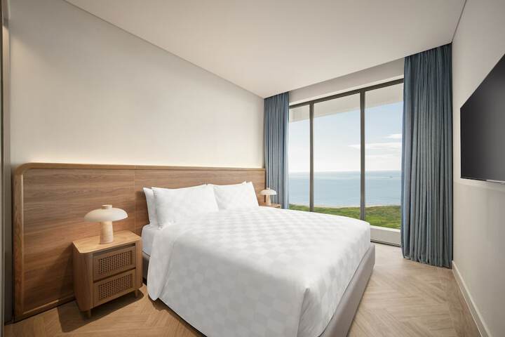 Room 46 of 105