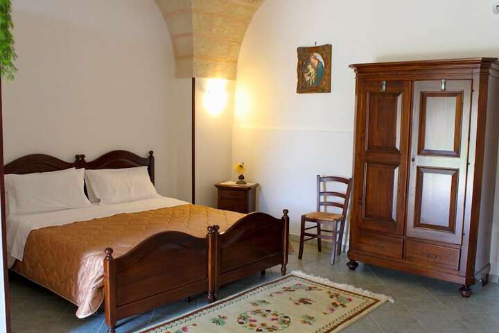 Room 12 of 63