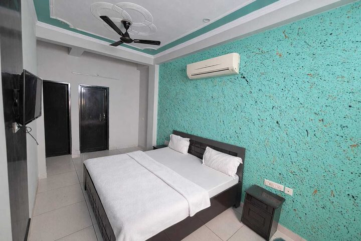 hotel d s villa mansarover
