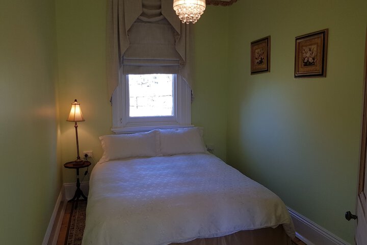 Room 2 of 59