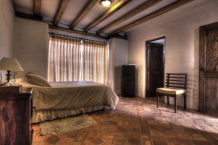 Room 15 of 29