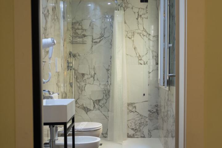 Clean Restrooms