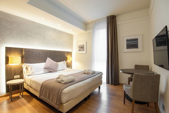 Room 32 of 52