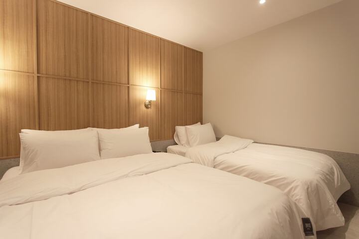 Room 10 of 59