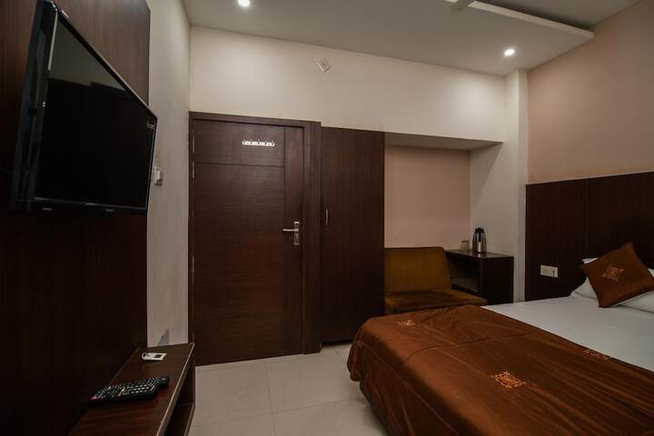Room 35 of 57