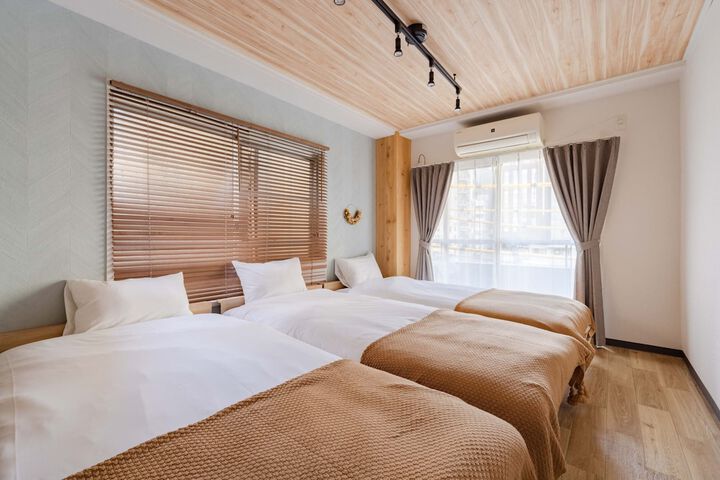 Room 18 of 80
