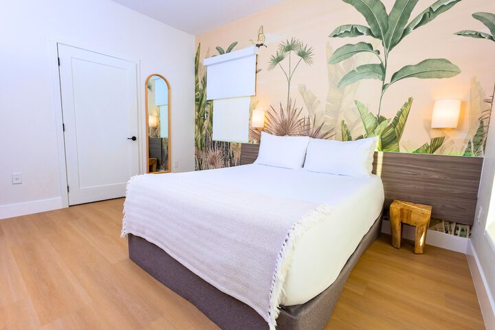 Room 20 of 37