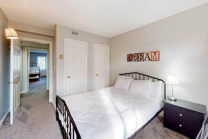 Room 109 of 457