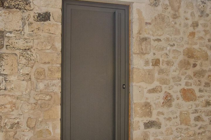 Room 4 of 29