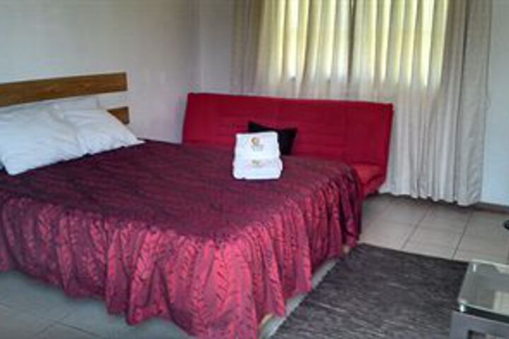 Room 8 of 26