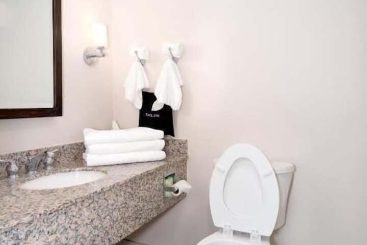Double Double Room (7 of 11)