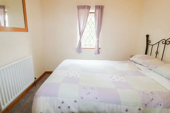 Room 2 of 11