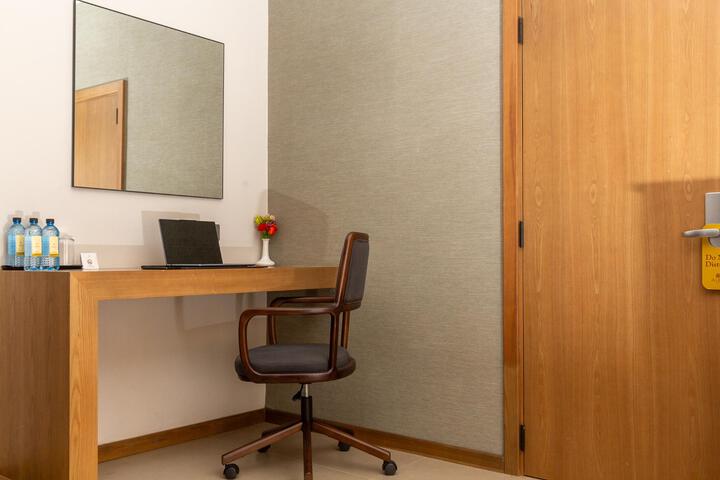 Room 6 of 70