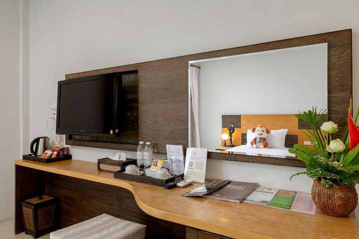 Room 5 of 46