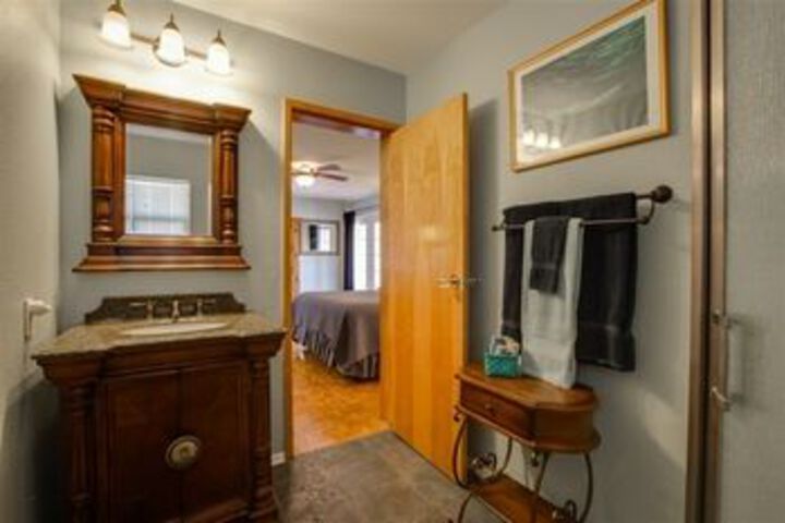 Room 7 of 50