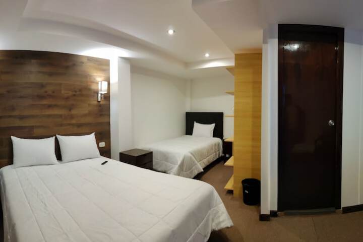 Room 9 of 39