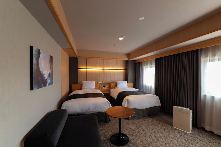 Room 19 of 53