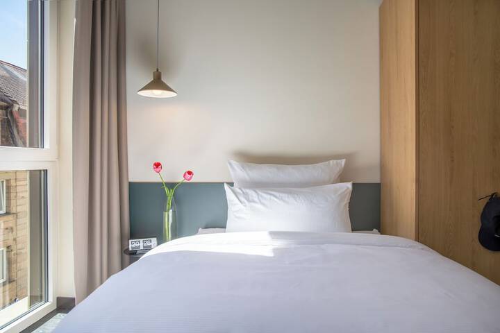 Room 4 of 31