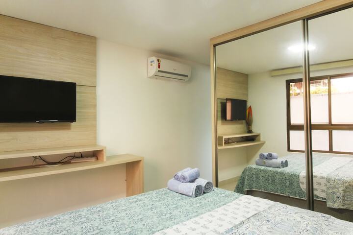 Room 3 of 152