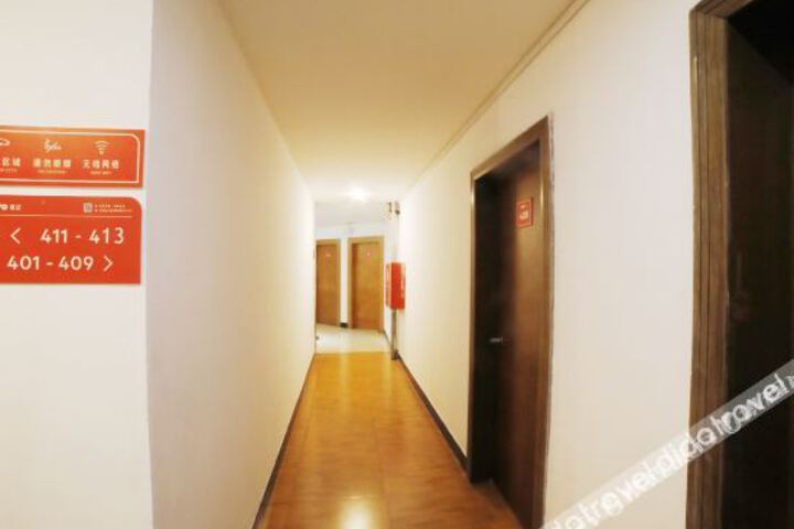 Hotel Interior 11 of 17
