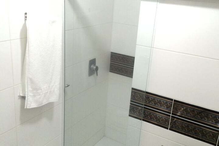 Room 54 of 80