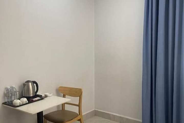 Room 92 of 148