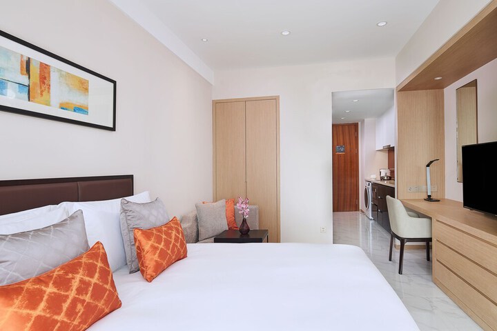Room 7 of 31