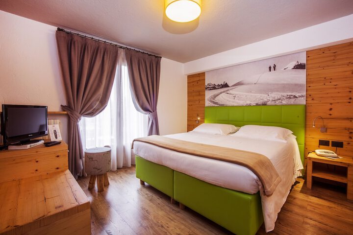 Room 26 of 105