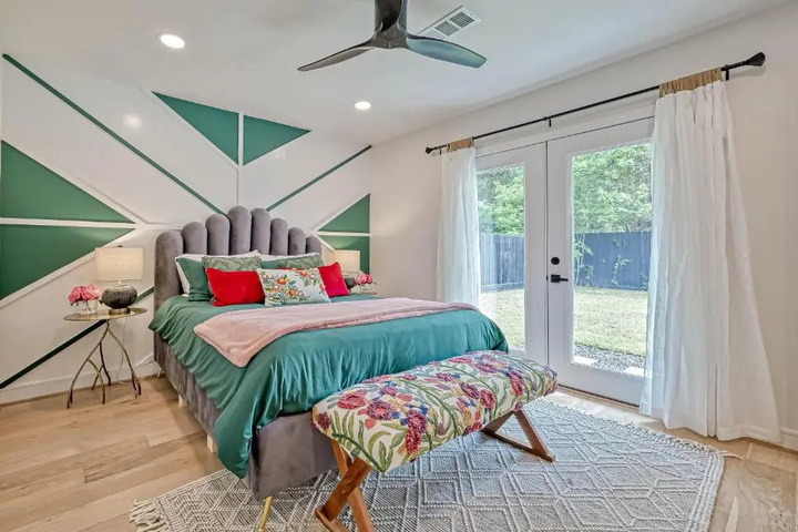 Image of Barefoot in Spring Branch Modern Chic Home With Private Pool, Gourmet Kitchen