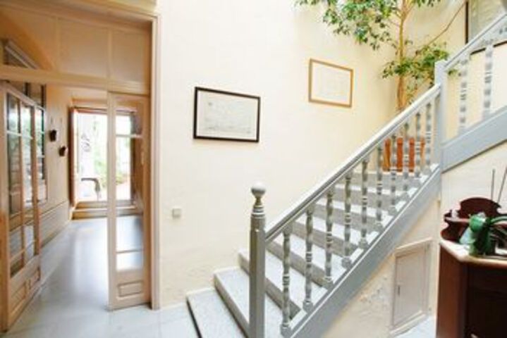 Ballroom/Hall 18 of 32