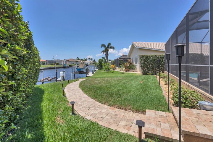 Property Grounds 29 of 38