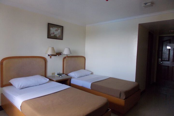 Room 29 of 60
