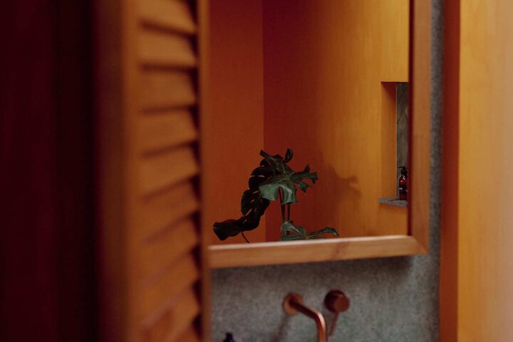 Room 13 of 60