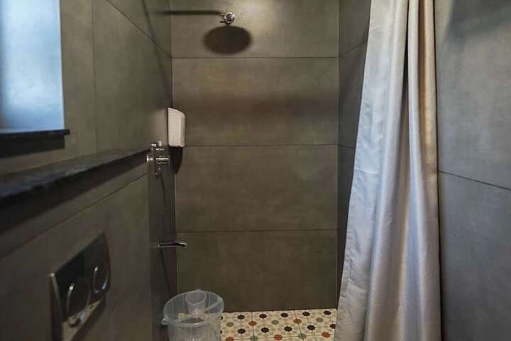 Room 29 of 56