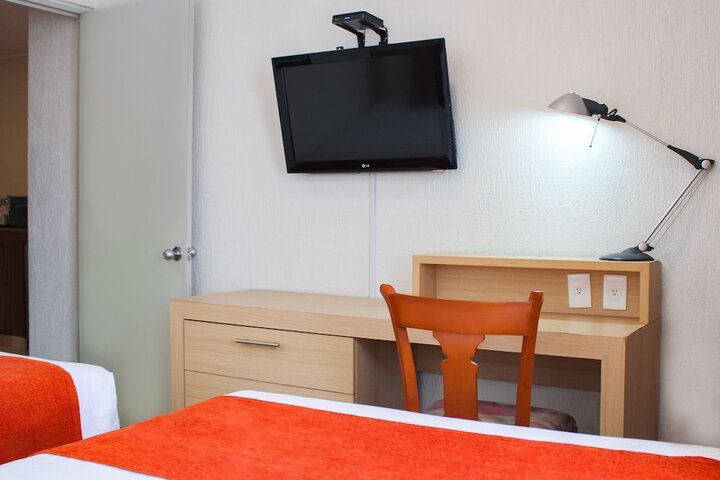 Room 15 of 58