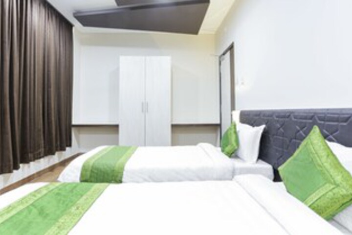 Room 29 of 49