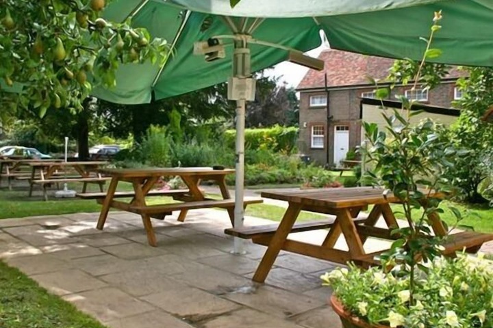 Terrace/Patio 11 of 12