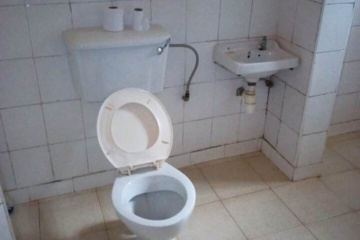 Room 4 of 21