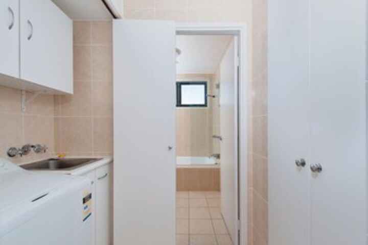 Room 14 of 20