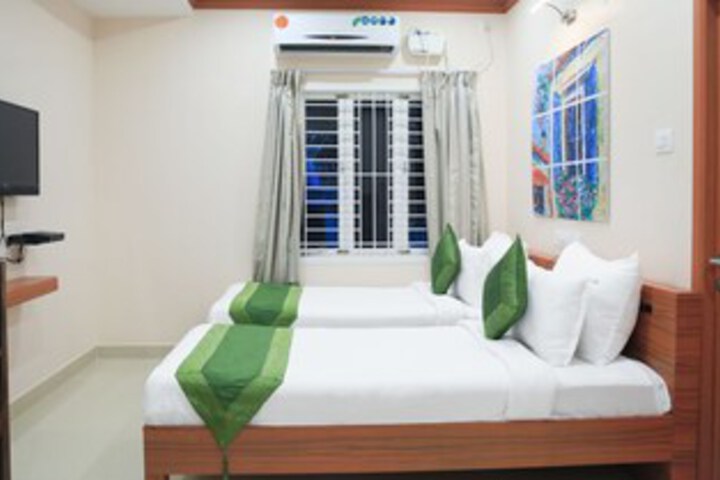 Room 8 of 26