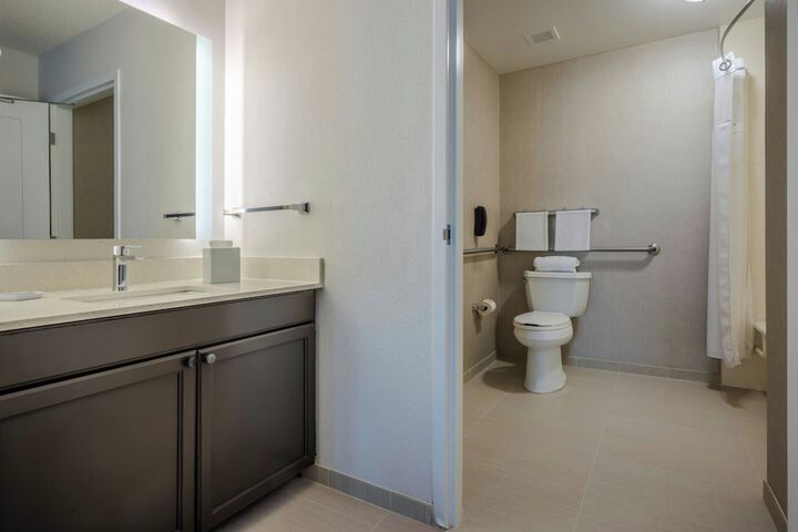 Room 42 of 65