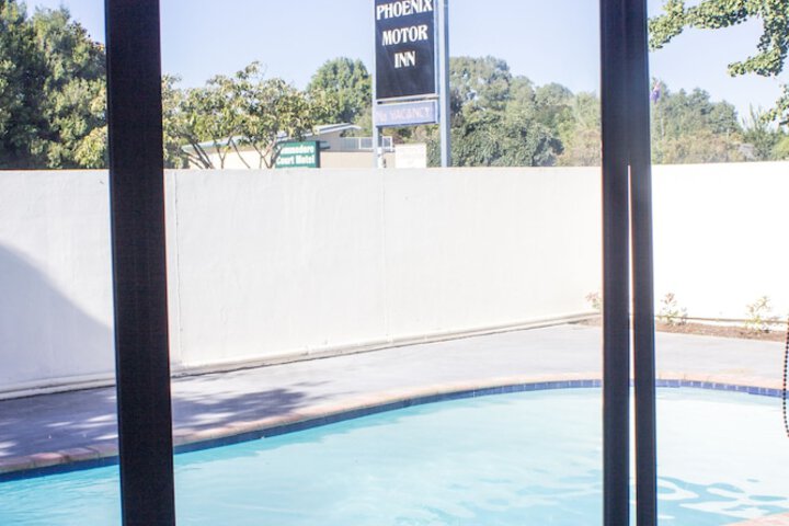Pool 35 of 41