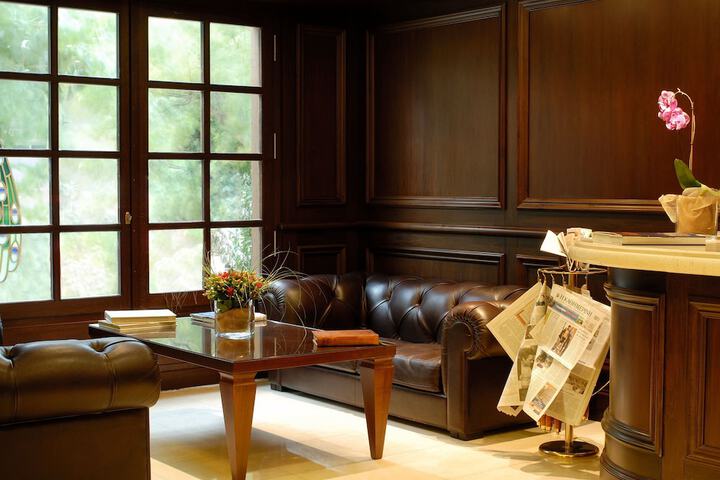 Lobby Entry