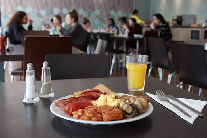 Breakfast/Coffee Service 18 of 31