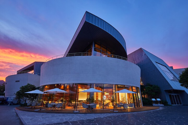 Dining Photos