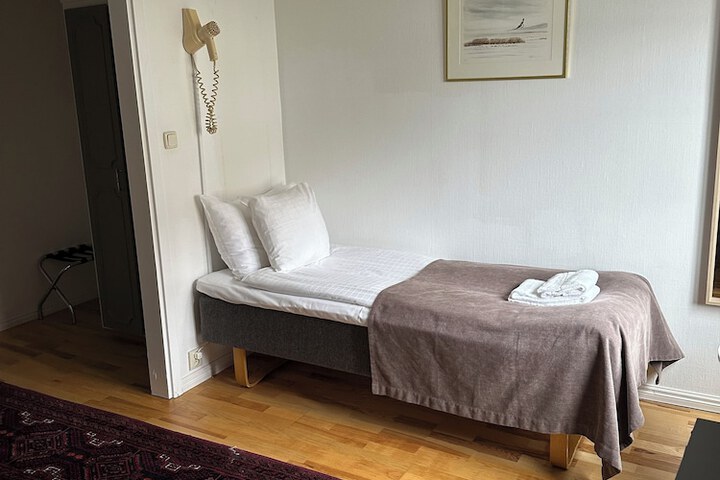 Room 11 of 57