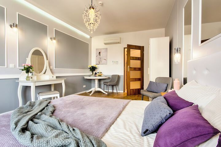 Room 26 of 119