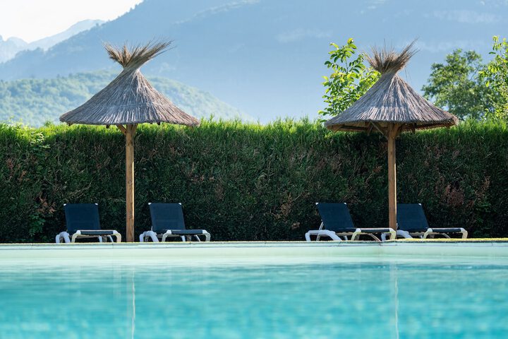 Hotel with Pool