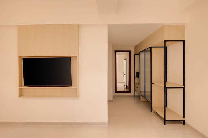Room 18 of 48